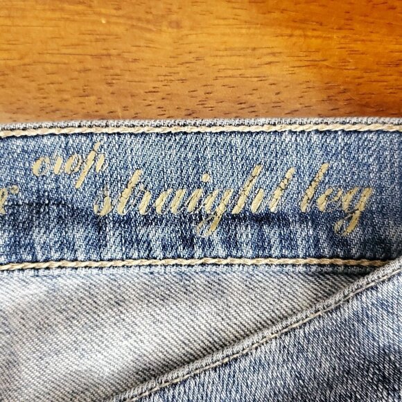 7 For All Mankind Womens Crop Straight Leg Jeans Size 26 Blue Denim Cotton Blend - Picture 3 of 11